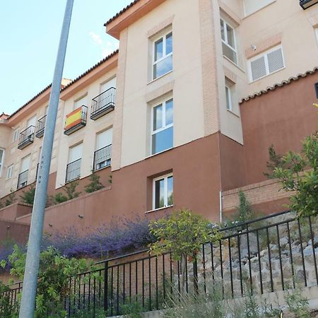 Apartamentos Homelife Roca Tarpeya Toledo Dış mekan fotoğraf