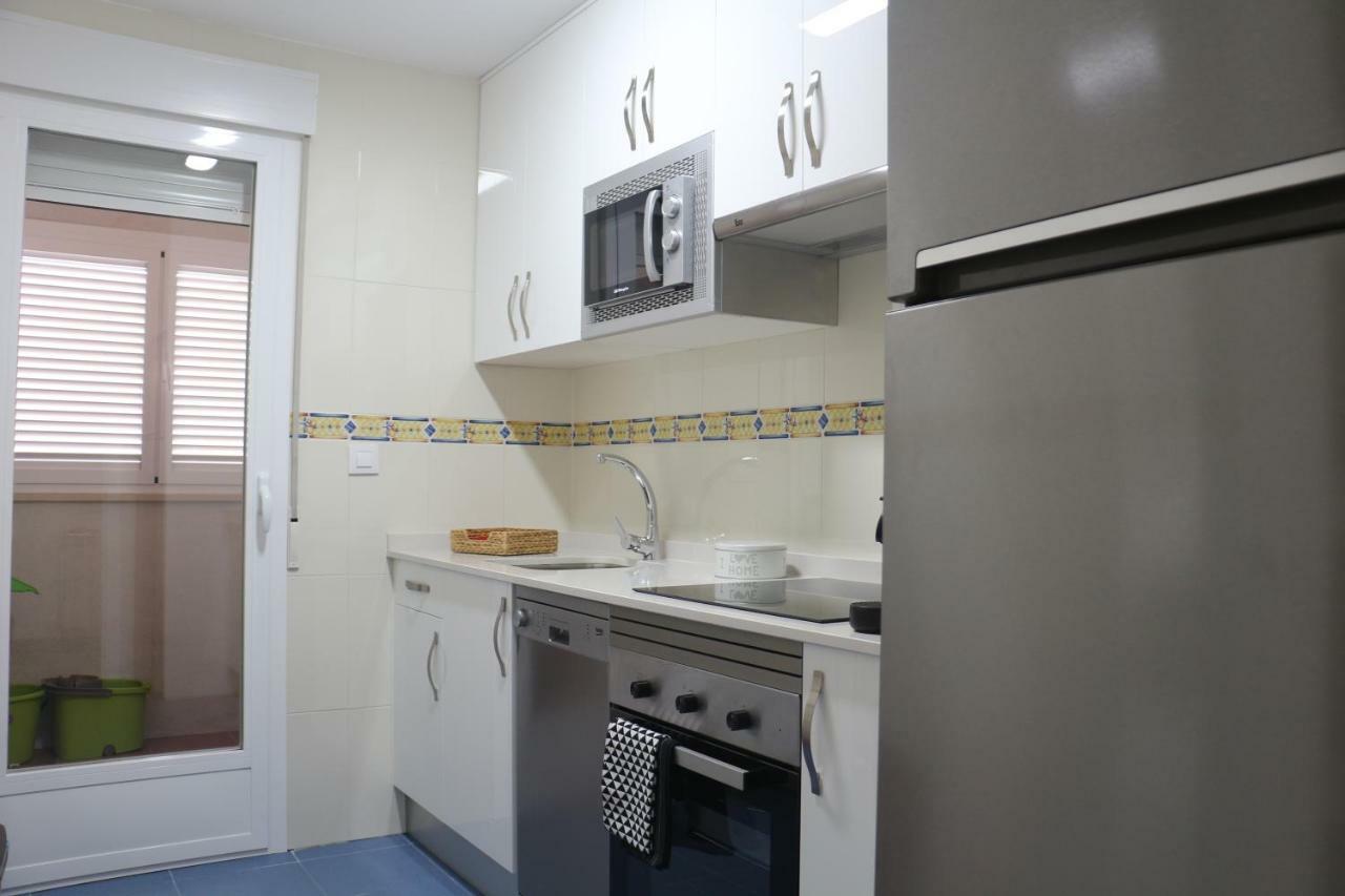 Apartamentos Homelife Roca Tarpeya Toledo Dış mekan fotoğraf