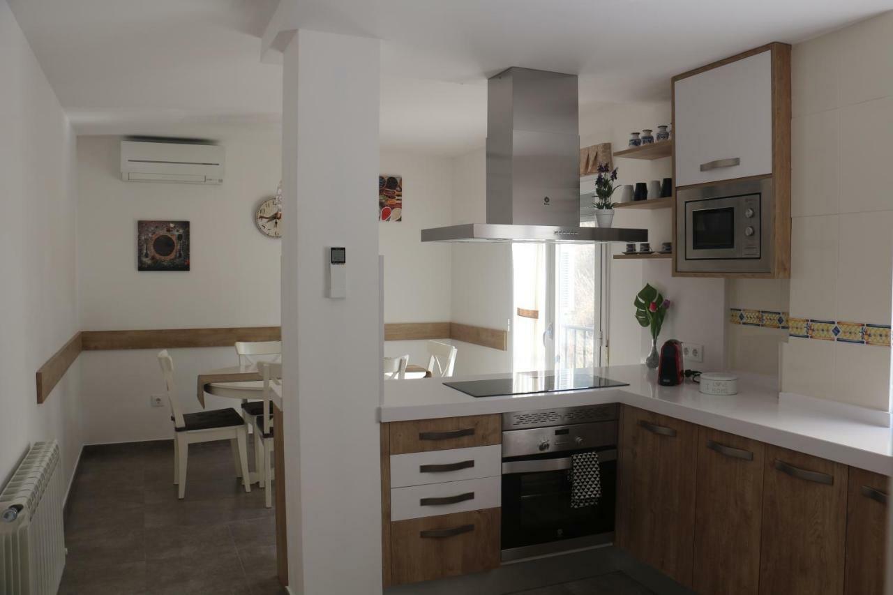 Apartamentos Homelife Roca Tarpeya Toledo Dış mekan fotoğraf